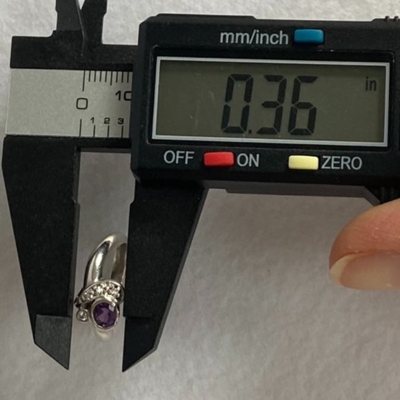 Sterling Silver 925 Oval Faceted Amethyst Modernist Ring Crystal Accents Size 6 - Picture 10 of 11